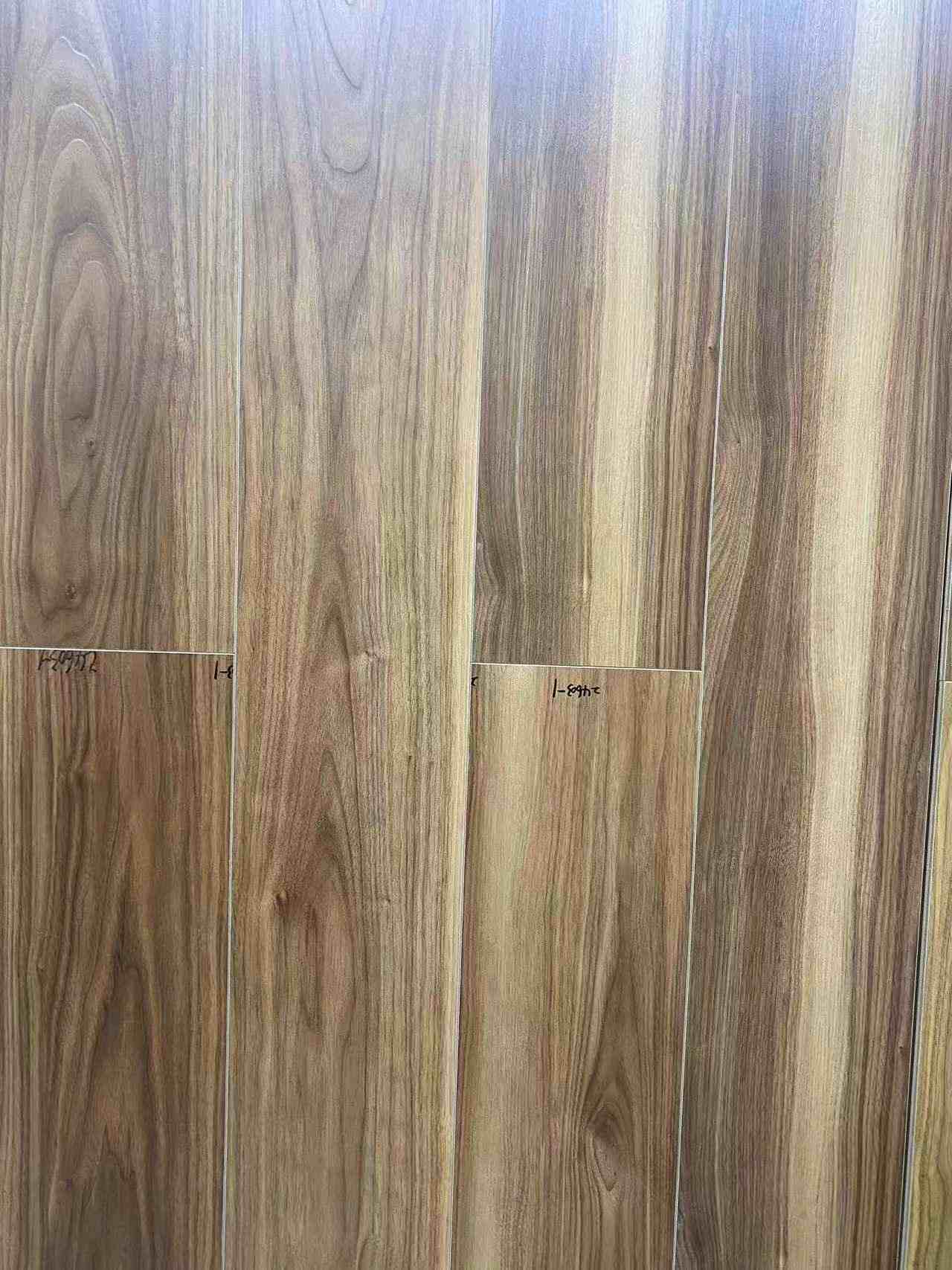 Model sincron de înaltă densitate