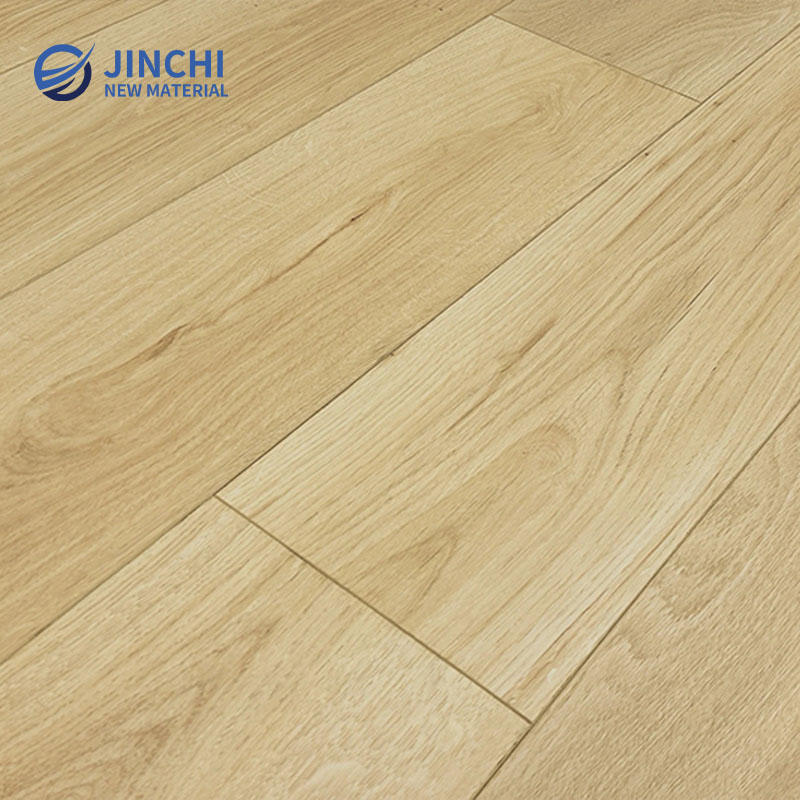 أرضيات خشبية مقاومة للماء ذات نقوش بارزة