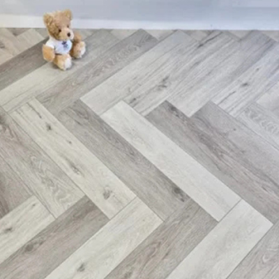 Suelos laminados con efecto espiga