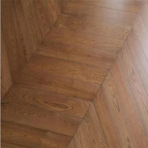 ​Herringbone Pattern Wood Flooring