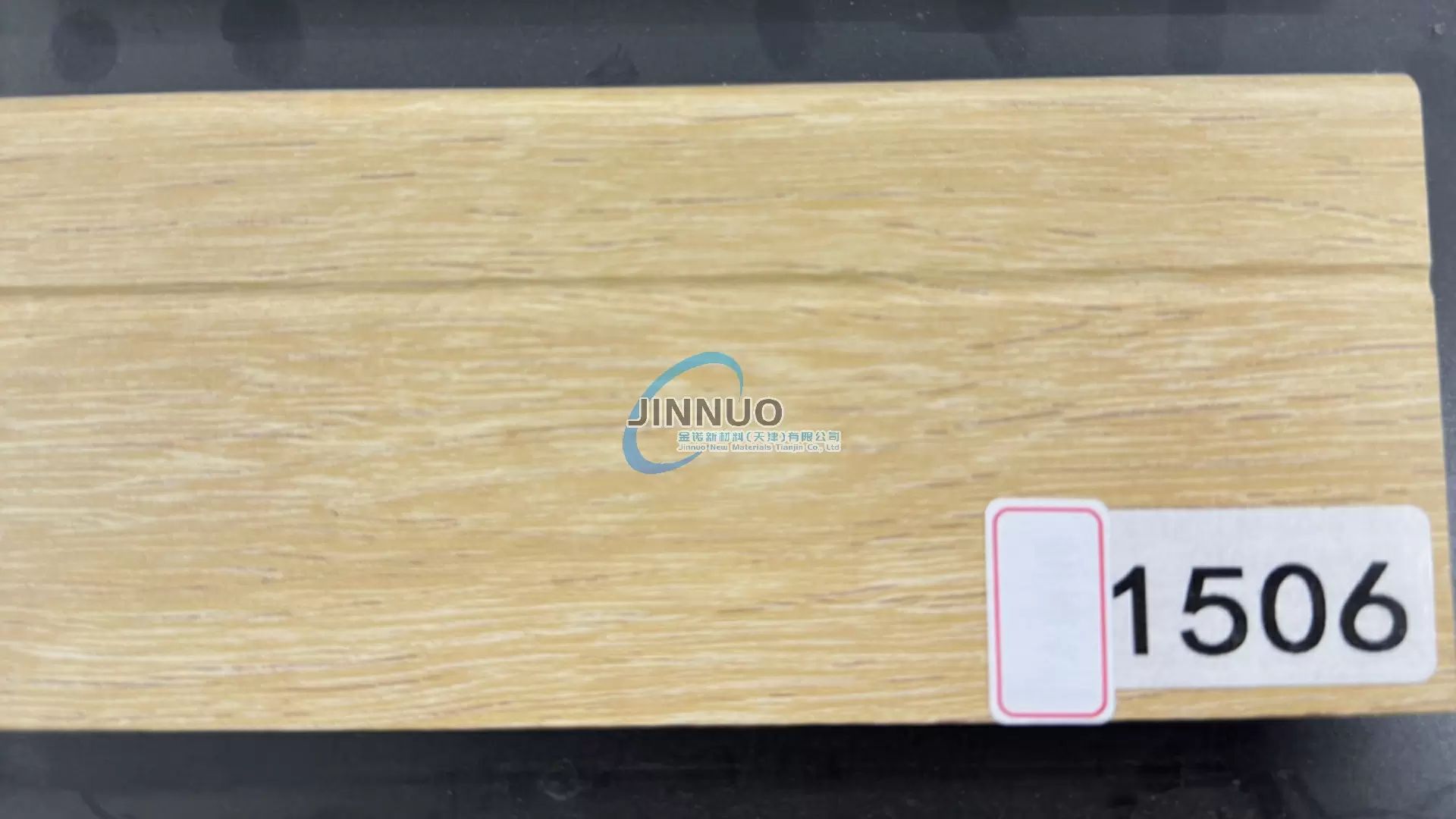 Moulding Wood by Moulding Machine Wood