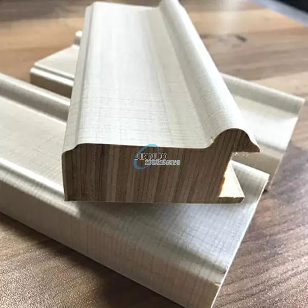 Moulding Wood by Moulding Machine Wood