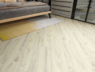 Click Interlocking Floor Spc