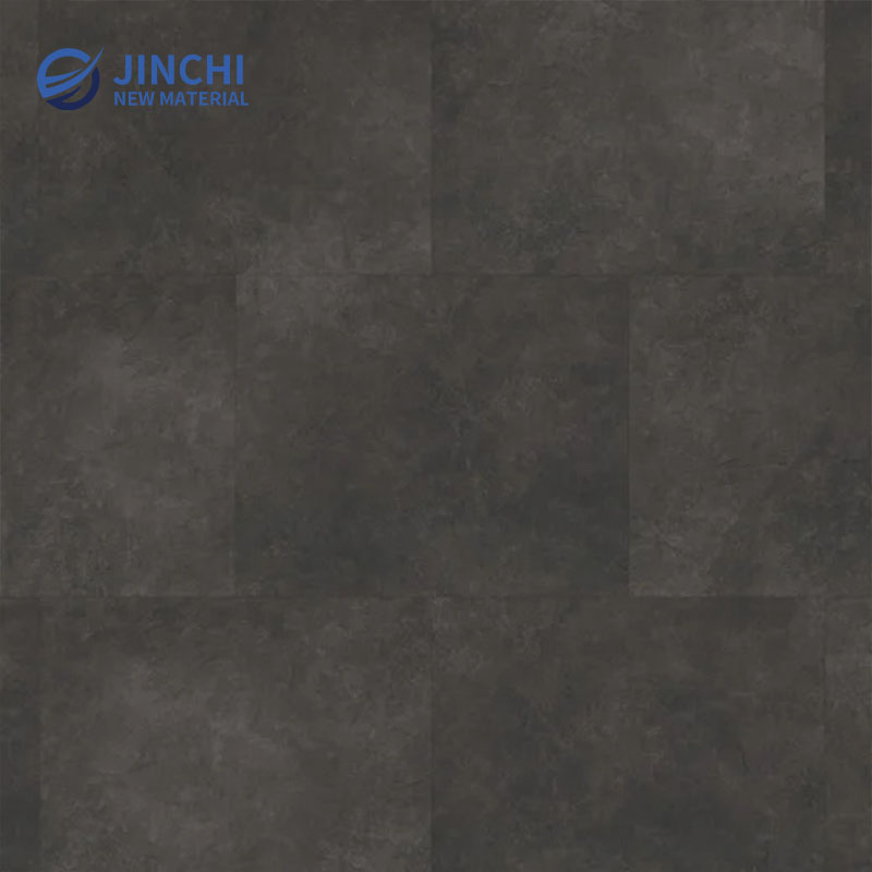 Pardoseală LVT autoadezivă, rezistentă la zgârieturi, cu aspect de piatră, de culoare neagră cărbune