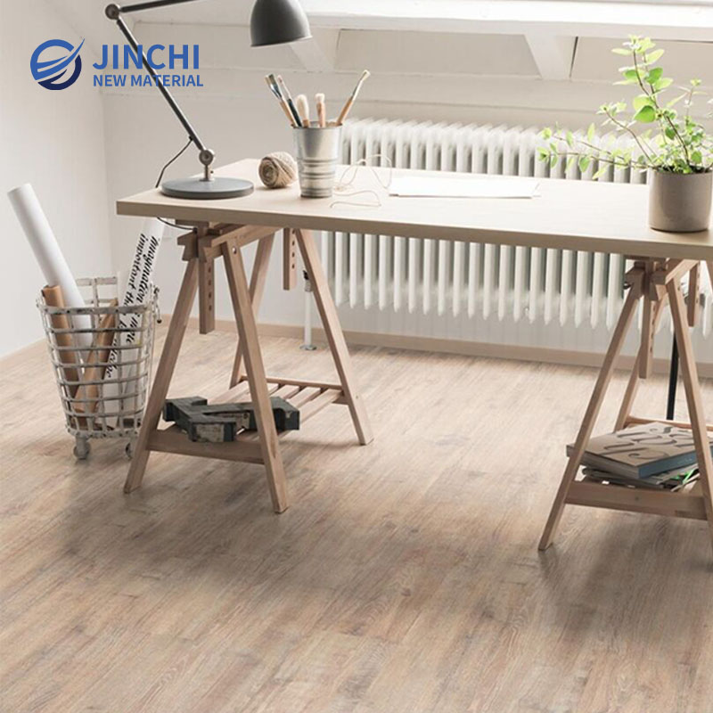 Ламинат из дуба винтаж толщиной 7 мм