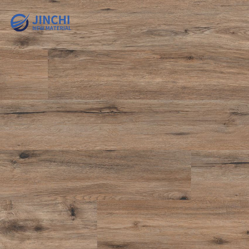 Brauner, astiger, holzmaseriger, druckfester SPC-Fußboden