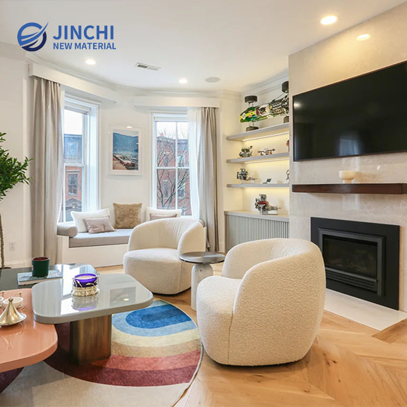 Pavimento in legno massello di rovere con motivo a spina di pesce, trattato con oli UV.