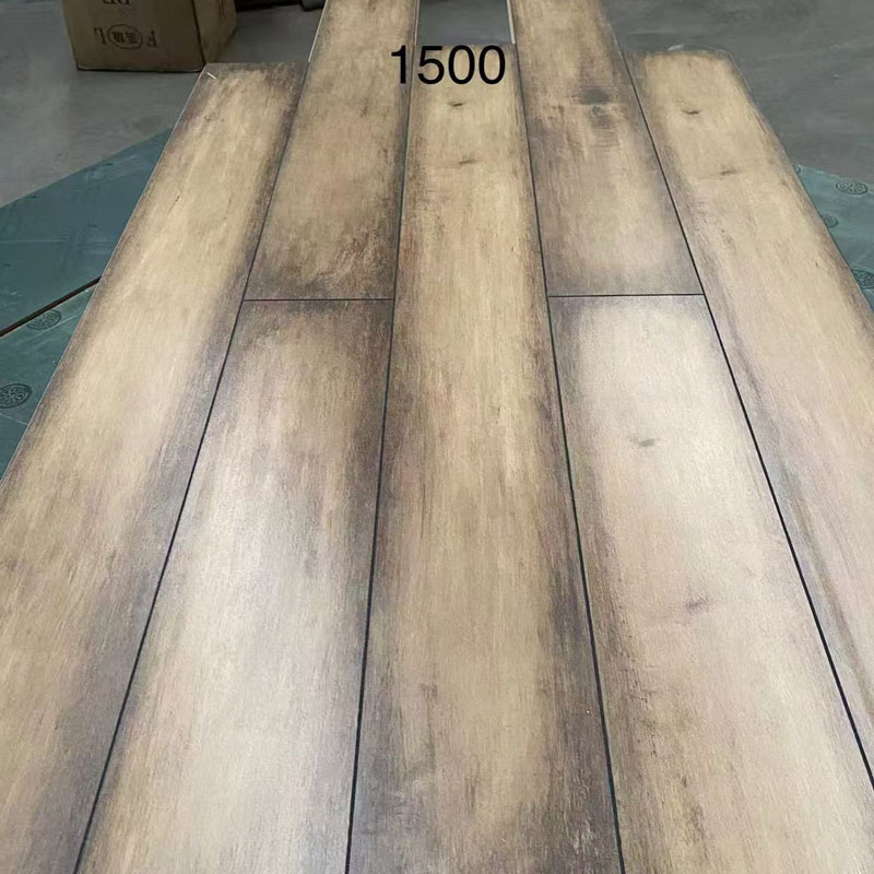 Pardoseală laminată din lemn impermeabilă AC4 HDF 10 mm