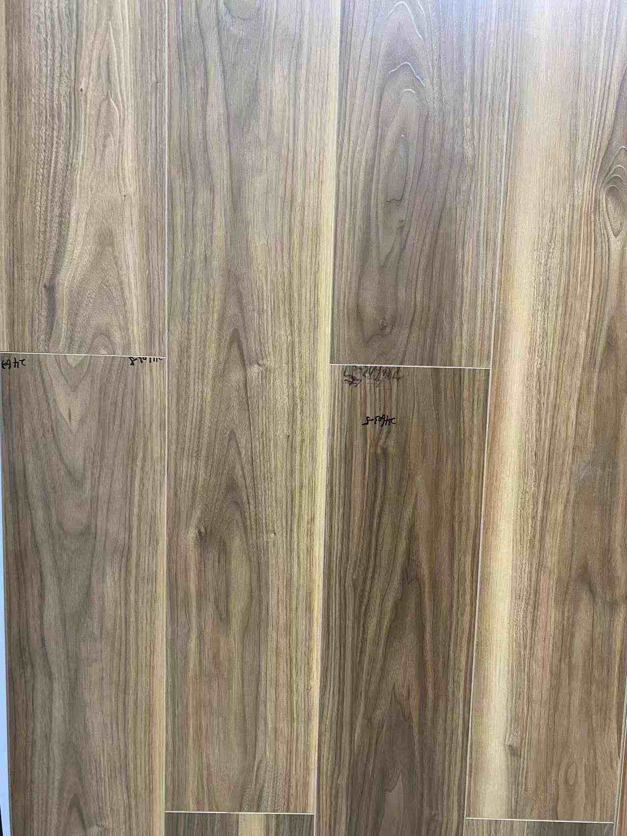 Model sincron de înaltă densitate